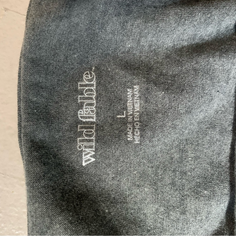 Cropped Tank - Picture 2 of 3